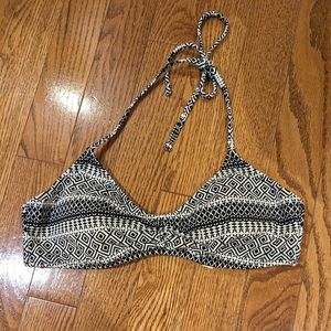 VICTORIA SECRET Swim Bikini Top size M